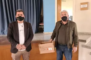 Ο τυχερός πήρε το αυτοκίνητο