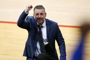 Παπαθεοδώρου: «Δείξαμε πως είμαστε σκληρή ομάδα»