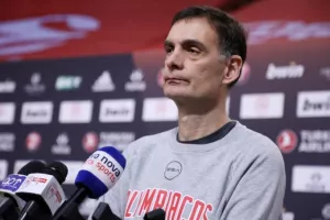 Μπαρτζώκας: «Τα τελευταία 15 λεπτά στην Ισπανία ήταν... ναυάγιο»
