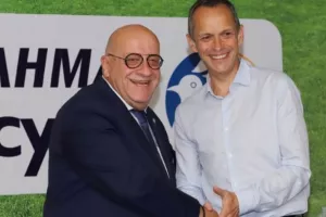 Λαγιέκ...