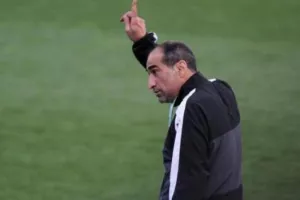 Τέλος ο Άκης Ιωακείμ