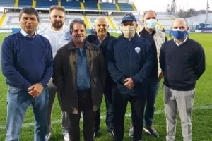 Με Πουλλαΐδη, Eυγένιο και συνεργάτες, πριν την Ομόνοια