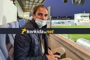 Σε ρόλο "κατάσκοπου"