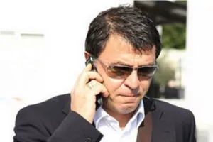 Τηλεφωνήματα...