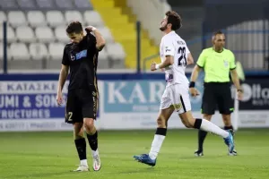 Οι Λέοντες είναι εδώ... με τον άνθρωπο των ντέρμπι! (Φώτος)