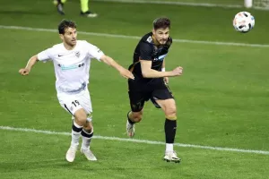 Οι Λέοντες είναι εδώ... με τον άνθρωπο των ντέρμπι! (Φώτος)
