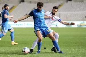 "Κόλλησαν" στο ντέρμπι Ομόνοια και Ανόρθωση (φώτος)