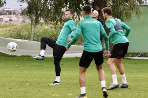 Ένας μέσα, δύο έξω για Ομόνοια 