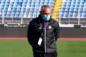 Ένας άβολος συμβιβασμός…
