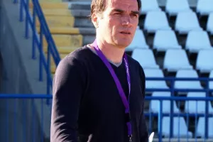 Ένας άβολος συμβιβασμός…