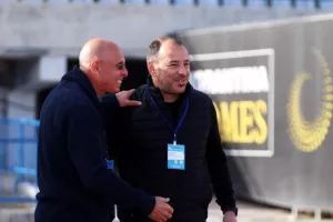 Έριξε... τριάρα στη Νέα Σαλαμίνα (φώτος)