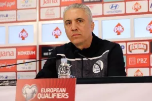 Κωστένογλου: "Στείλαμε αισιόδοξα μηνύματα/Στόχος η σταθερότητα" (Bίντεο/Φώτος)
