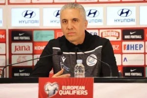 Κωστένογλου: "Στείλαμε αισιόδοξα μηνύματα/Στόχος η σταθερότητα" (Bίντεο/Φώτος)