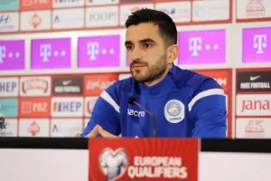 Κωστένογλου: "Στείλαμε αισιόδοξα μηνύματα/Στόχος η σταθερότητα" (Bίντεο/Φώτος)