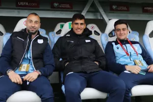 Πάγκος πολυτελείας...