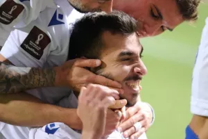 Τι ακολούθησε... μετά την γκολάρα του Πίττα! (φώτος)