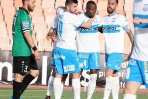 Καθάρισε με Γκεριέρ, Νταμπό και συνεχίζει την... καταδίωξη (φώτος)