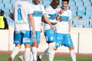 Καθάρισε με Γκεριέρ, Νταμπό και συνεχίζει την... καταδίωξη (φώτος)