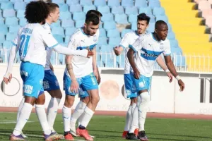 Καθάρισε με Γκεριέρ, Νταμπό και συνεχίζει την... καταδίωξη (φώτος)