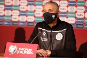 ΚΩΣΤΕΝΟΓΛΟΥ: "Τα πρώτα σημάδια είναι αισιόδοξα/ Δεν θέλω να είμαστε κομπάρσοι..." (ΒΙΝΤΕΟ)