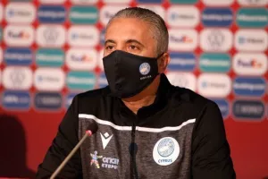 ΚΩΣΤΕΝΟΓΛΟΥ: "Τα πρώτα σημάδια είναι αισιόδοξα/ Δεν θέλω να είμαστε κομπάρσοι..." (ΒΙΝΤΕΟ)