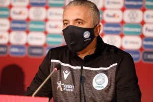 ΚΩΣΤΕΝΟΓΛΟΥ: "Τα πρώτα σημάδια είναι αισιόδοξα/ Δεν θέλω να είμαστε κομπάρσοι..." (ΒΙΝΤΕΟ)