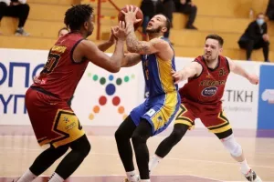 Συνέτριψε το ΑΠΟΕΛ και... έκανε το πρώτο βήμα (Φώτος)