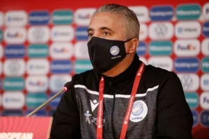 ΚΩΣΤΕΝΟΓΛΟΥ: "Πρέπει σιγά σιγά η λέξη ήττα να σβήνεται από το λεξιλόγιο μας"