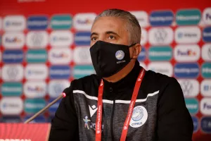 Ατακάρα…
