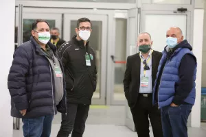 Πηγαδάκι πριν και μετά στις... θέσεις τους (φώτος)