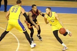 ΑΠΟΕΛ - Κεραυνός: Οι Στροβολιώτες νικητές του θρίλερ!