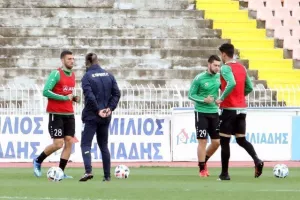 Στήνει τσαντίρι στα ημιτελικά! (φώτος)