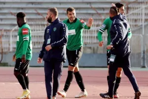 Στήνει τσαντίρι στα ημιτελικά! (φώτος)