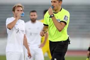 Στήνει τσαντίρι στα ημιτελικά! (φώτος)