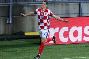 Πλήρωσε μια αδράνεια η Εθνική μας... (φώτος)