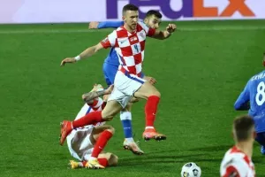 Πλήρωσε μια αδράνεια η Εθνική μας... (φώτος)