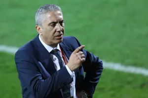 Θέλει να πανηγυρίσει…