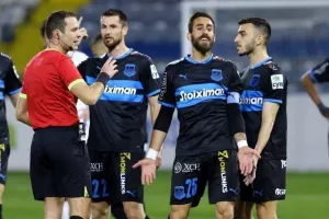 Ντέρμπι με... απ' ΟΛΑ, εκτός νικητή! (Φώτος)