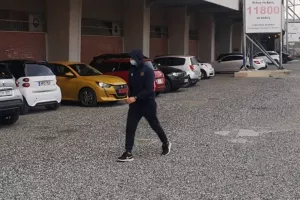 ΑΕΛ/ Η άφιξη της αποστολής (Φώτος)