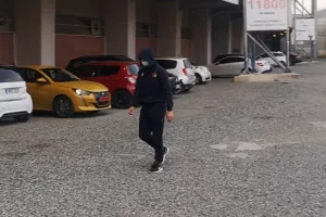 ΑΕΛ/ Η άφιξη της αποστολής (Φώτος)