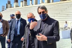 Ο Πρόεδρος για Απόλλων-Πρωτάθλημα/"Μια φορά σχολίασα και…"