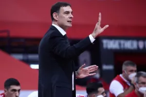 Μπαρτζώκας: «Ο Ολυμπιακός είναι ομάδα που δεν μπορείς να είσαι αδιάφορος»