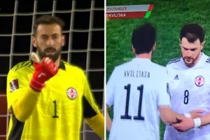 Βασικός ο Λόρια,  αλλαγή ο Κβιλιτάια στην ήττα από Ισπανία