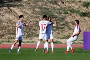 Ένας άβολος συμβιβασμός…