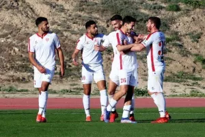Ένας άβολος συμβιβασμός…