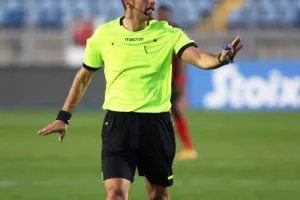 Ένας άβολος συμβιβασμός…