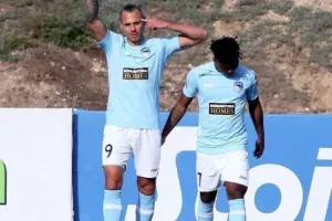 Έριξε... τριάρα στη Νέα Σαλαμίνα (φώτος)