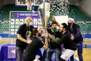 ΚΥΠΕΛΛΟΥΧΟΣ η ΑΕΚ! (Φώτος)