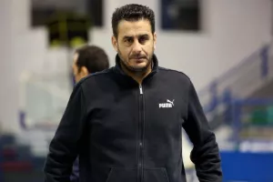Τρένο... με σπασμένα φρένα η Ομόνοια (φώτος)