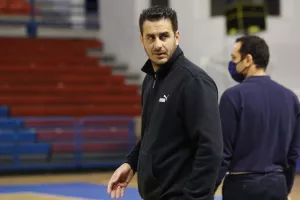 Τρένο... με σπασμένα φρένα η Ομόνοια (φώτος)